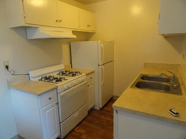 6 Arkwright Ct — Photo 1