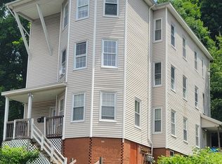 111 Rodney St, Worcester, MA 01605