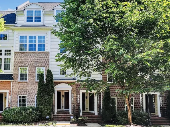 19461 Dover Cliffs Cir, Germantown, MD 20874