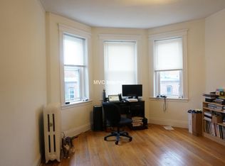 16 Orkney Rd #4R, Brighton, MA 02135