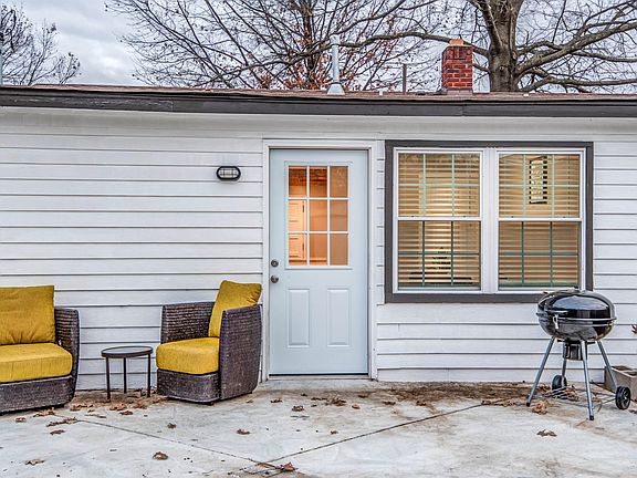 4th image of 1277 Wellsville Rd