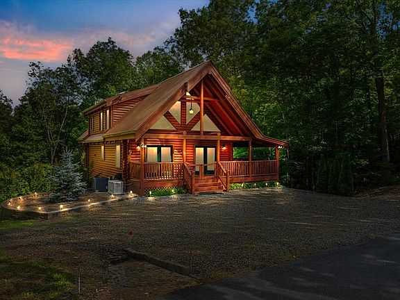 2nd image of 273 Ridgewood Dr