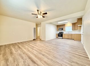 437 N Sycamore Ave, Manteca, CA 95336