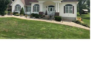 100 Smiths Rd, Mitchell, IN 47446