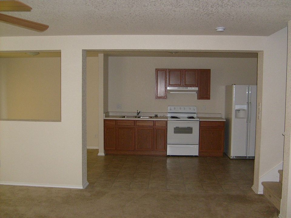 2nd image of 10030 Sungate Park