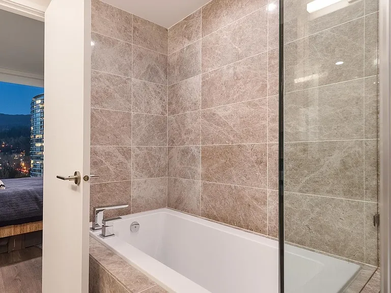 305 Morrissey Rd #1402 — Photo 22