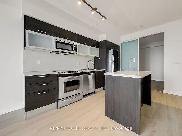 386 Yonge St #4904 — Photo 25