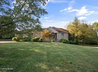 27 Plantation Dr, Shelbyville, KY 40065