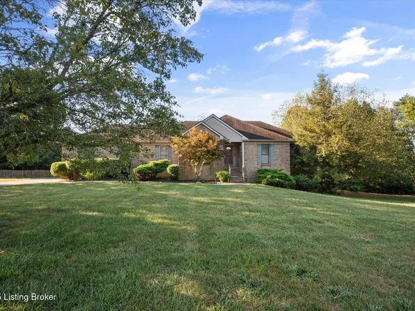 27 Plantation Dr, Shelbyville, KY 40065