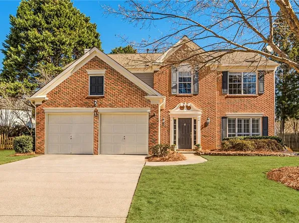 120 Lyndhurst Ct, Roswell, GA 30075