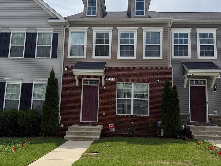 45632 Bethfield Way — Photo 3