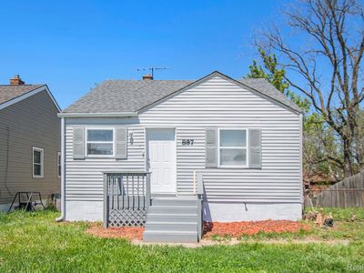 887 University Dr, Pontiac, MI, 48342