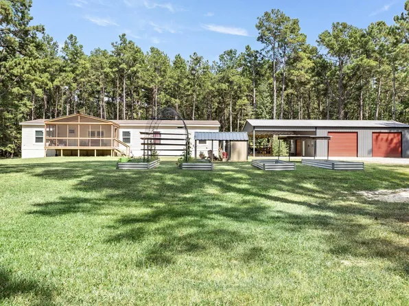 1395 Dayna Ln, Sour Lake, TX 77659