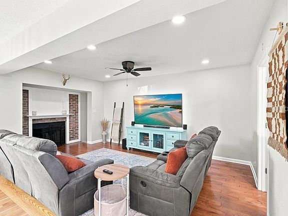 5th image of 2313 CARROLL PLACE