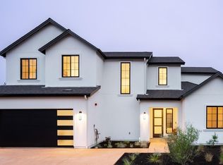 2270 Newgate Ct, Santa Rosa, CA 95404