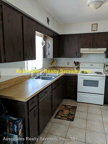 2nd image of 6928 SW 75th St