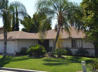 7020 John Dr, Riverside, CA 92509