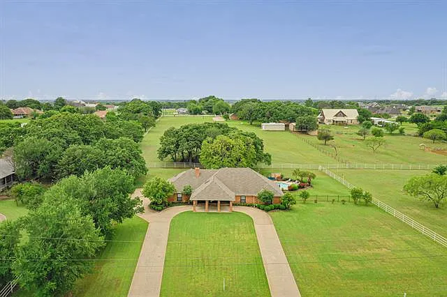 6340 Grauton Dr — Photo 76