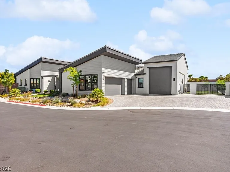 4315 N Dapple Gray Rd — Photo 43