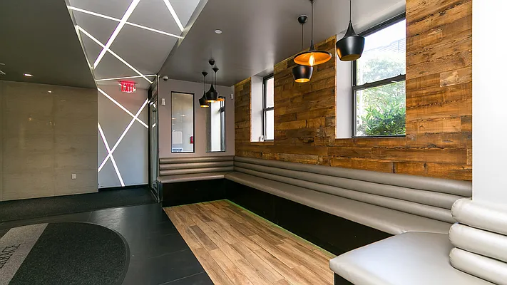 Rented by Nooklyn NYC LLC | media 41