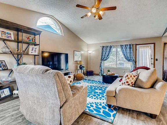 5th image of 3275 Bellowind Dr
