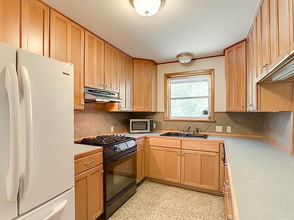 Kitchen with gas stove