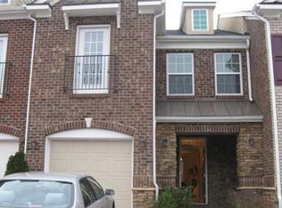 345 Longchamp Ln, Cary, NC 27519