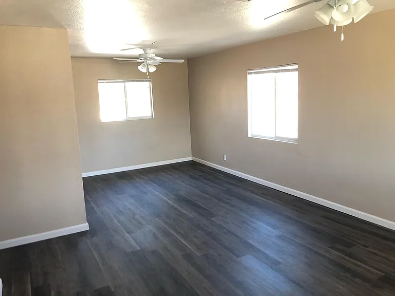 5008 Sierra Madre Dr — Photo 4