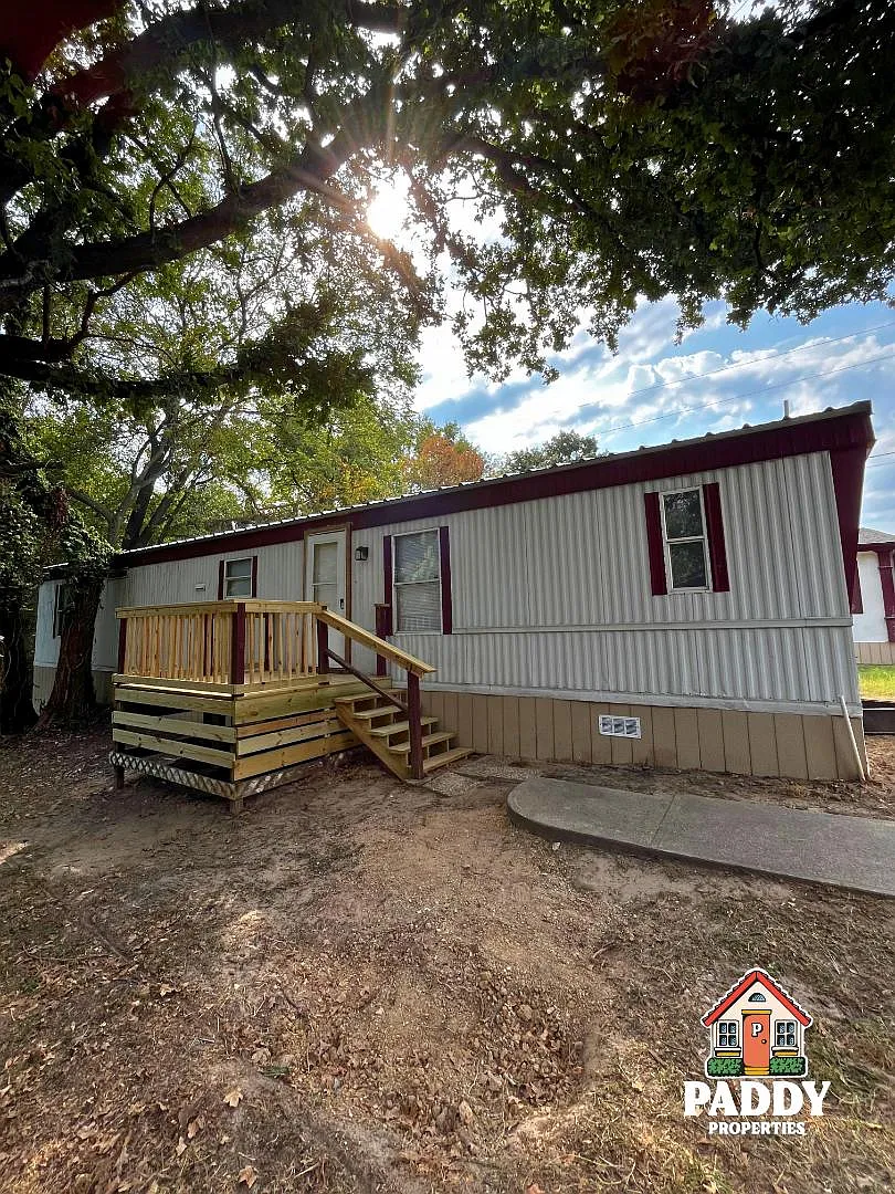 2730 Old Paris Rd — Photo 3
