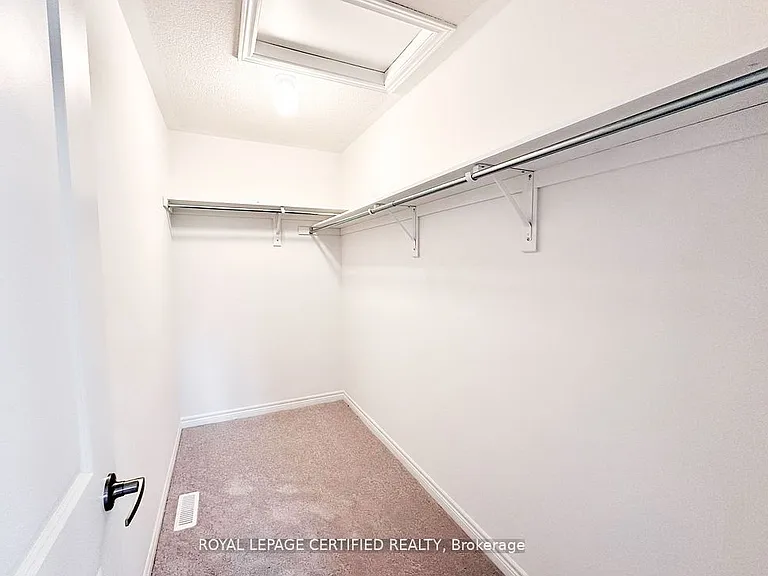 10 Baycroft Blvd — Photo 12