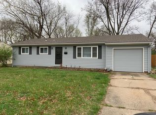 5607 SW 15th Ter, Topeka, KS 66604