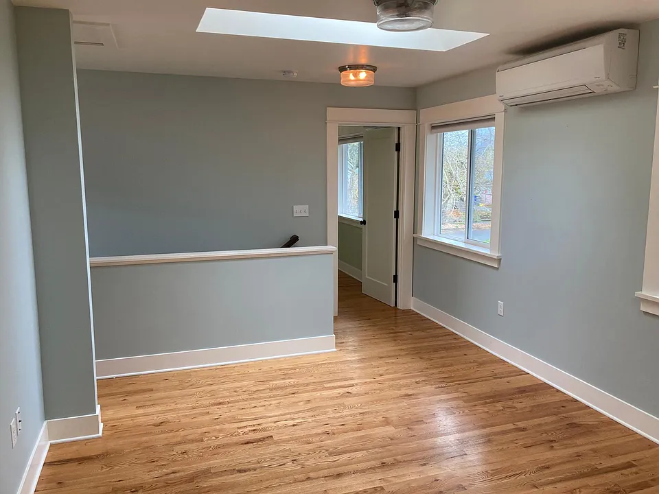 Livingroom/Skylight