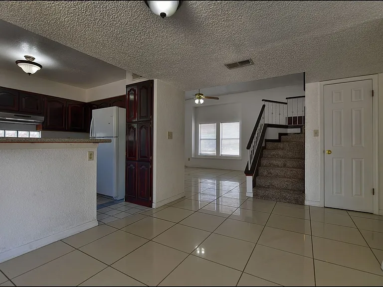 695 Bluff Canyon Cir — Photo 12