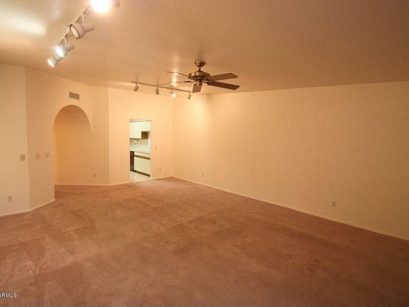 3rd image of 754 W Rushwood Dr