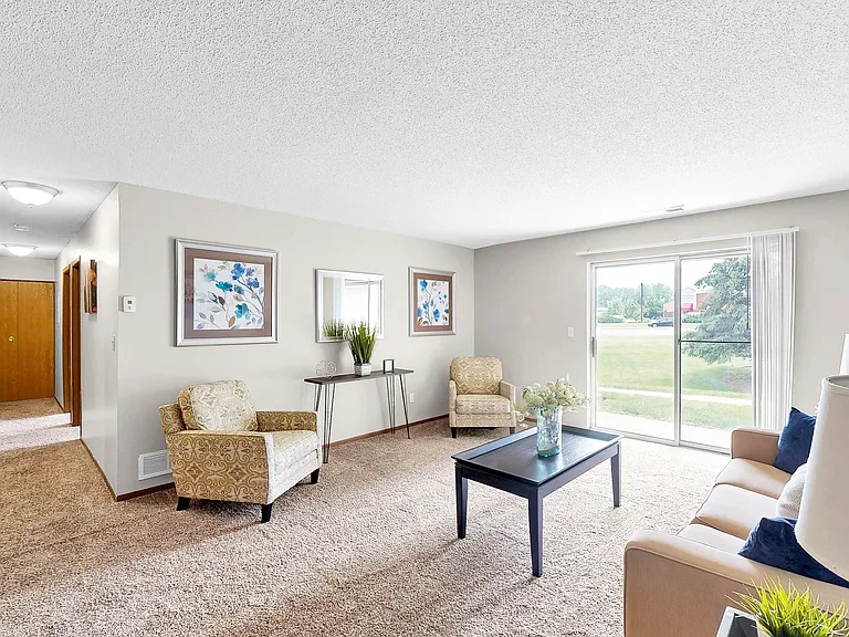 Cinnamon Ridge Apartments — Photo 9