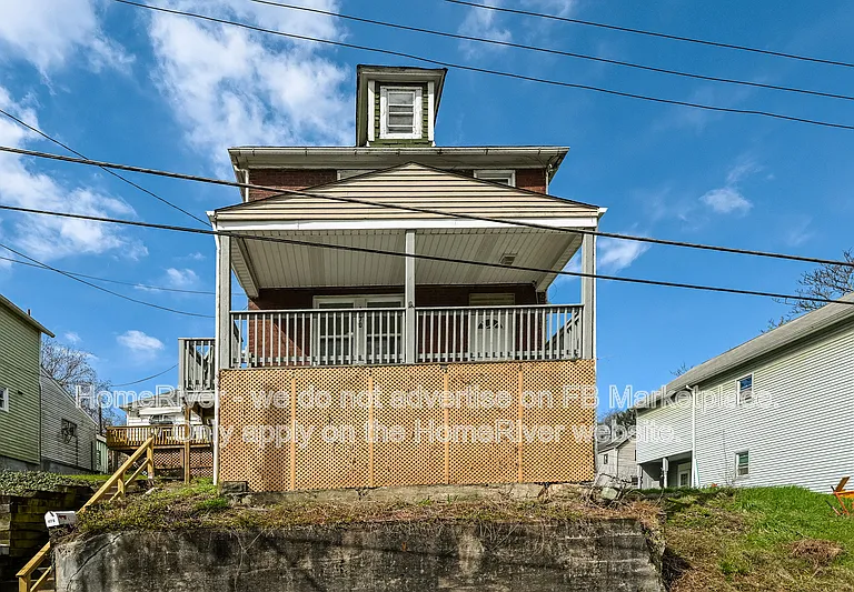 1170 Ridge Ave — Photo 1