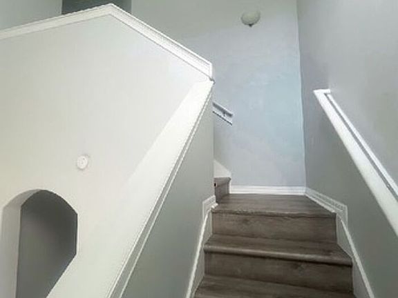 4th image of 4373 Gardenstone Ct