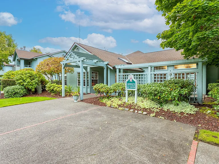 The Vineyards Apartments - Bremerton, WA. — Photo 7