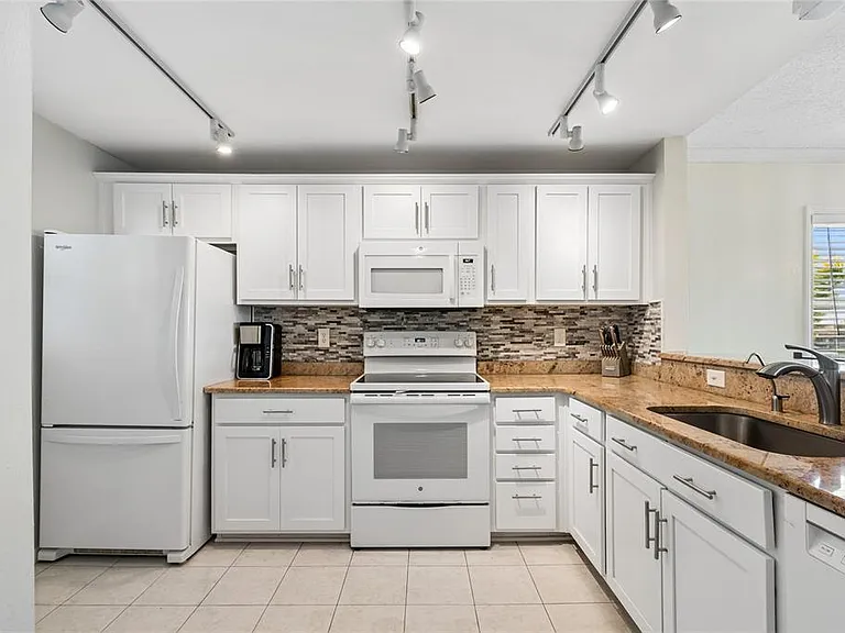 719 Pinellas Bayway S #301 — Photo 10