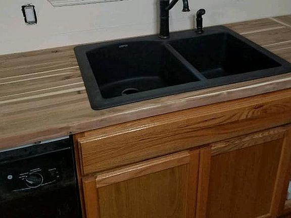 2nd image of 811 N Valley Wood Cir