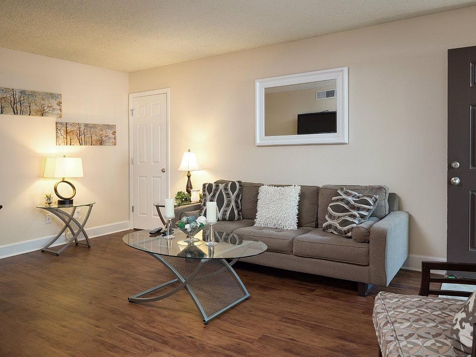 1st image of 7489 Harlan Walk