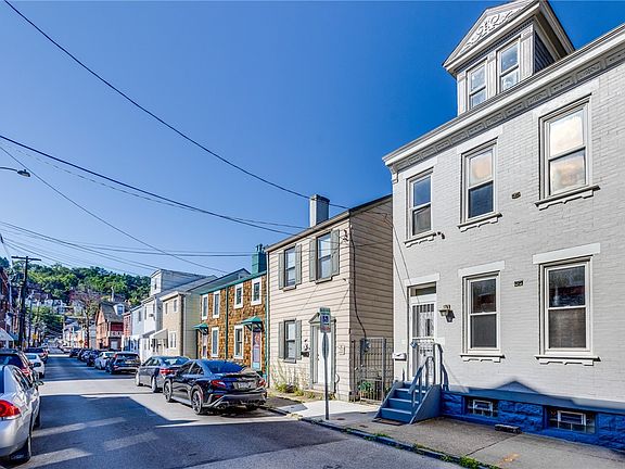 2nd image of 102 S 16th St
