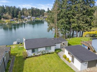3118 Deer Island Drive E, Lake Tapps, WA
