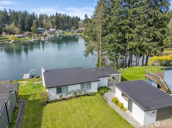 3118 Deer Island Drive E, Lake Tapps, WA 98391