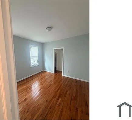 3 bed, $3,000 — Photo 4