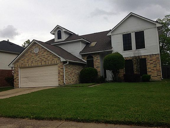 2nd image of 2715 Evening Shade Ct