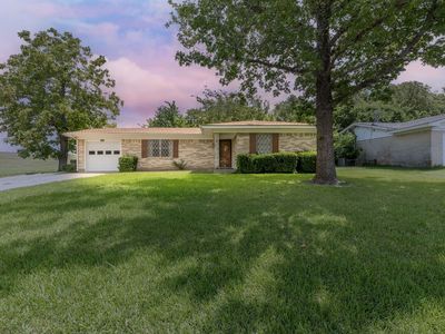 1608 Nichols St, Ennis, TX, 75119