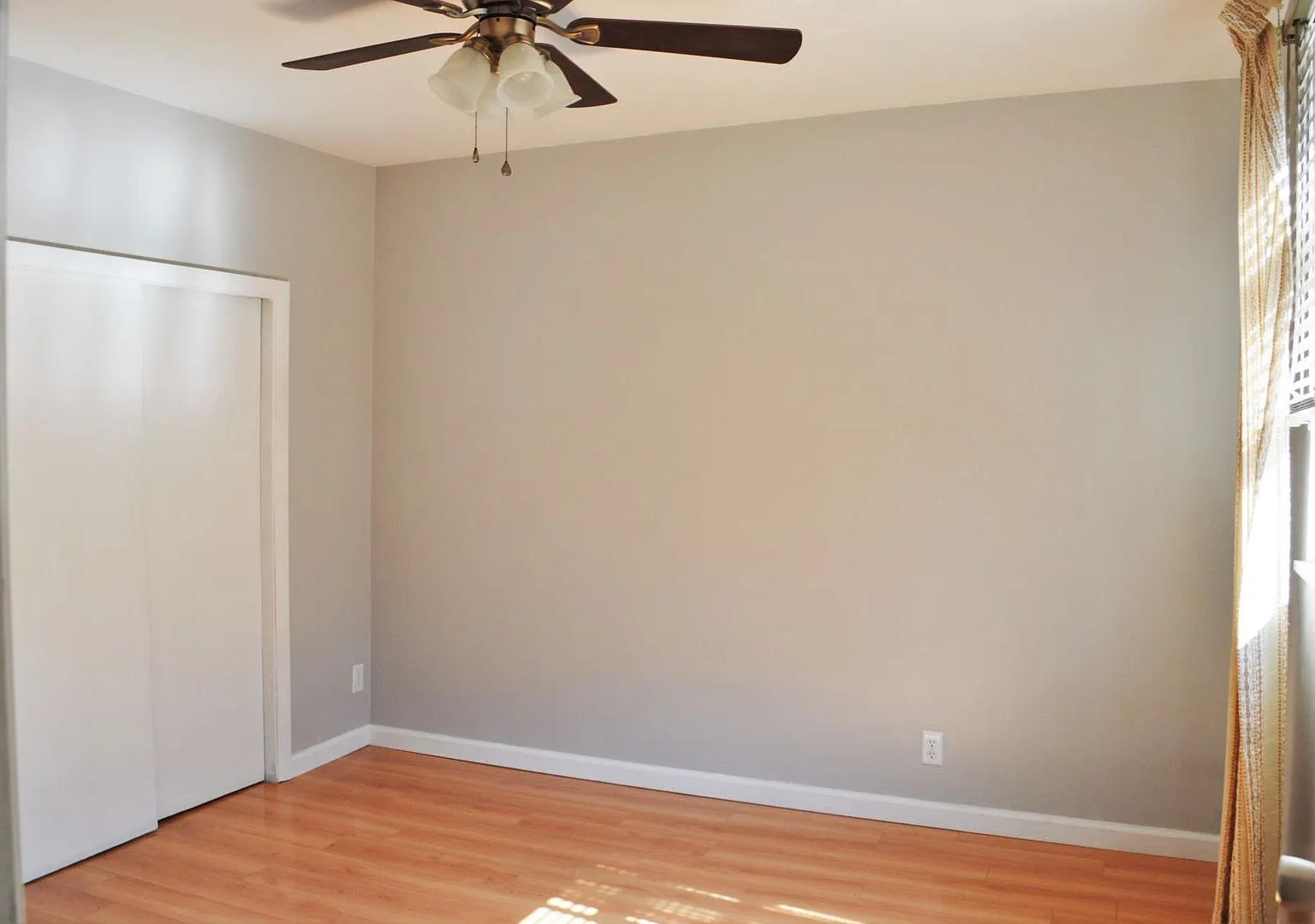 Student Housing - South Side — Photo 2