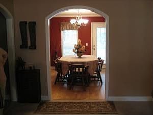 5th image of 2004 Eastlake Dr