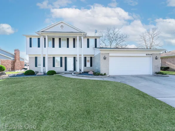 6846 Northpoint Dr, Troy, MI 48085